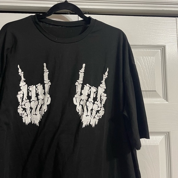 Oversized Skeleton Tee - Picture 1 of 5